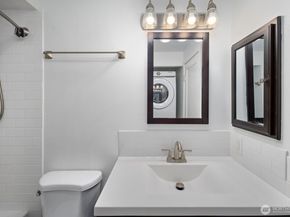 3901 Fremont Avenue N 202, Seattle WA 98103