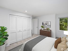 3901 Fremont Avenue N 202, Seattle WA 98103