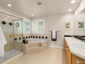 1907 2nd Street, Kirkland WA 98033