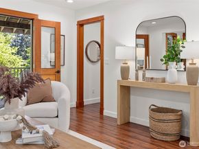 7026 Island Center Road NE, Bainbridge Island WA 98110
