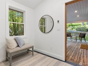 7026 Island Center Road NE, Bainbridge Island WA 98110