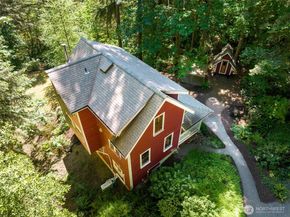 7026 Island Center Road NE, Bainbridge Island WA 98110