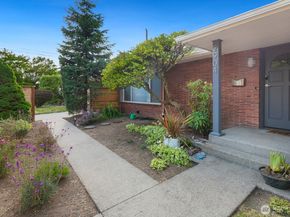 2904 W Tilden Street, Seattle WA 98199
