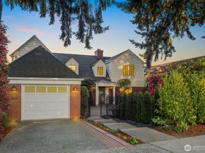 7044 50th Avenue NE, Seattle WA 98115