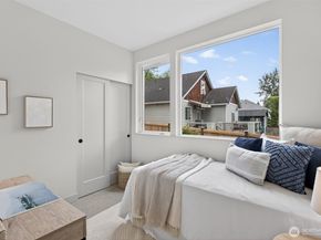 11737 40th Avenue NE B, Seattle WA 98125
