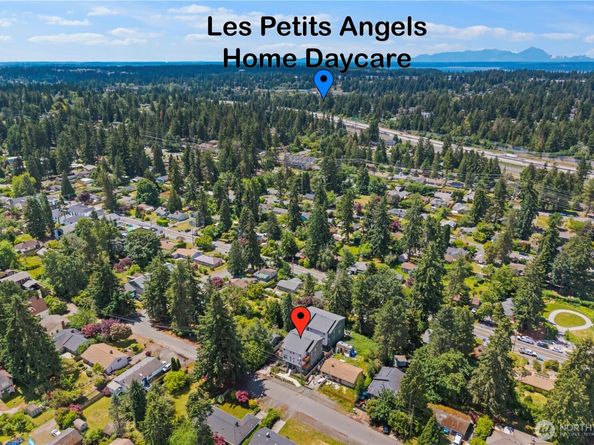 18309 11TH Avenue NE B, Shoreline WA 98155
