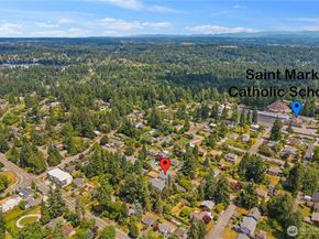 18309 11TH Avenue NE B, Shoreline WA 98155