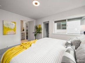 114 NE 180th Street D, Shoreline WA 98155