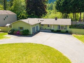 975 Front Street S, Issaquah WA 98027