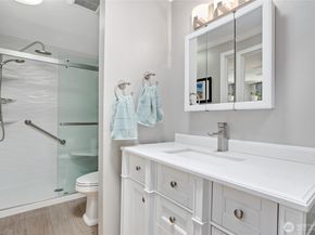 975 Front Street S, Issaquah WA 98027