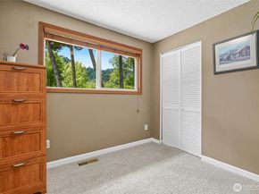 975 Front Street S, Issaquah WA 98027