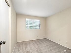 13807 173rd Avenue NE, Redmond WA 98052