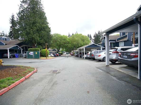 215 SW 100th Street B102, Everett WA 98201