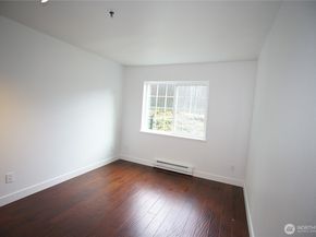 215 SW 100th Street B102, Everett WA 98201