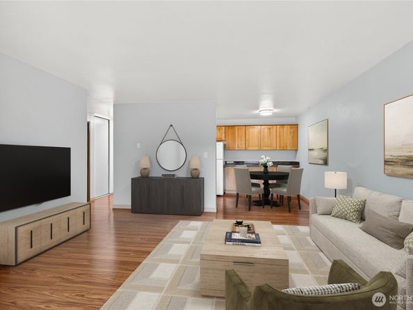 19428 Aurora Avenue N 131, Shoreline WA 98133