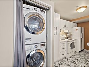 1415 2nd Avenue 1404, Seattle WA 98101