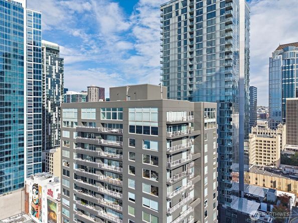 1415 2nd Avenue 1404, Seattle WA 98101