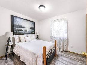 2210 Grade Road 4, Lake Stevens WA 98258