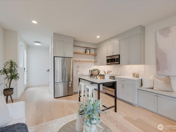 13540 39th Avenue NE A, Seattle WA 98125