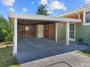 16604 11th Avenue SW, Burien WA 98166