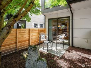 219 12th Avenue E A, Seattle WA 98102