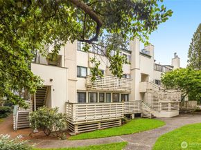 1019 156th Avenue NE B2, Bellevue WA 98007
