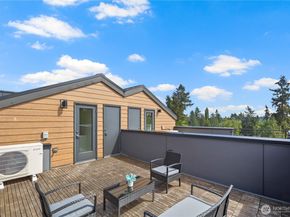 12002 31st Avenue NE, Seattle WA 98125