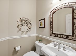 726 S 38th Court, Renton WA 98055