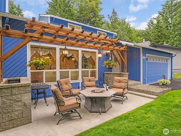 20814 28th Avenue SE, Bothell WA 98021