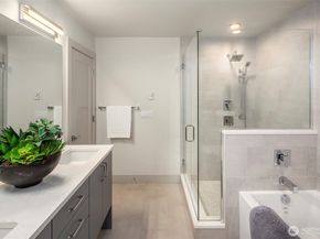 1516 Bigelow Avenue N, Seattle WA 98109