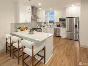 1516 Bigelow Avenue N, Seattle WA 98109