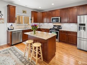 24007 42nd Avenue SE, Bothell WA 98021