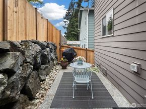 24007 42nd Avenue SE, Bothell WA 98021
