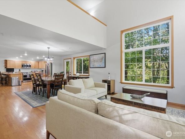 6534 NE 198th Street, Kenmore WA 98028