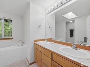 6534 NE 198th Street, Kenmore WA 98028