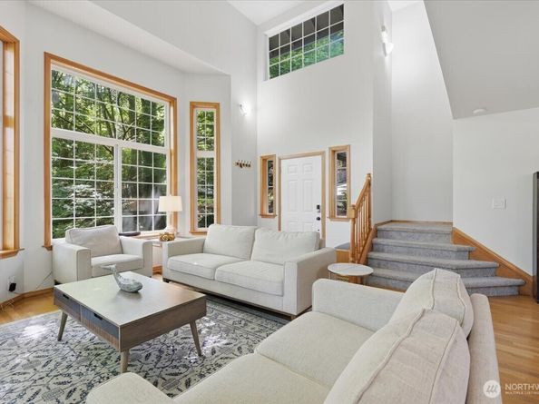 6534 NE 198th Street, Kenmore WA 98028