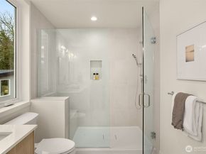 4409 B 21st Avenue SW, Seattle WA 98106