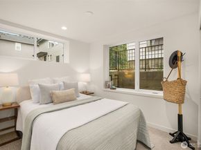 4409 B 21st Avenue SW, Seattle WA 98106