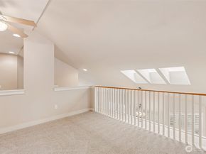 120 Newport Way NW 16, Issaquah WA 98027