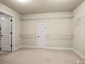 29 242nd Street SE, Bothell WA 98021