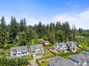 29 242nd Street SE, Bothell WA 98021