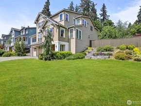 29 242nd Street SE, Bothell WA 98021