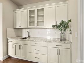 29 242nd Street SE, Bothell WA 98021
