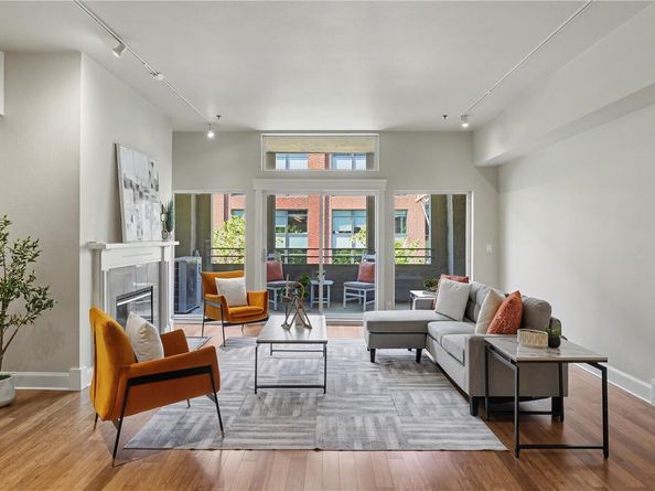 526 1st Avenue S 314, Seattle WA 98104