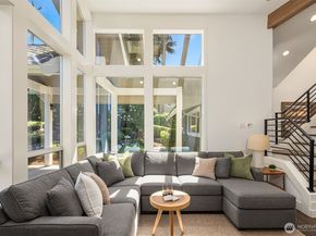 9419 NE 5th Street, Bellevue WA 98004