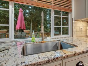 33762 32nd Avenue SW, Federal Way WA 98023