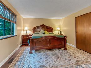 33762 32nd Avenue SW, Federal Way WA 98023