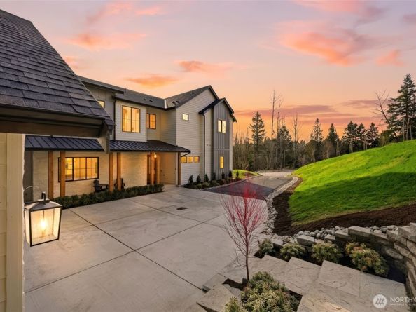 26030 NE 29th Place, Redmond WA 98053