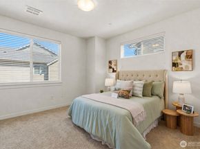 15865 NE 14th Road, Bellevue WA 98008
