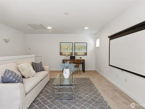 15865 NE 14th Road, Bellevue WA 98008